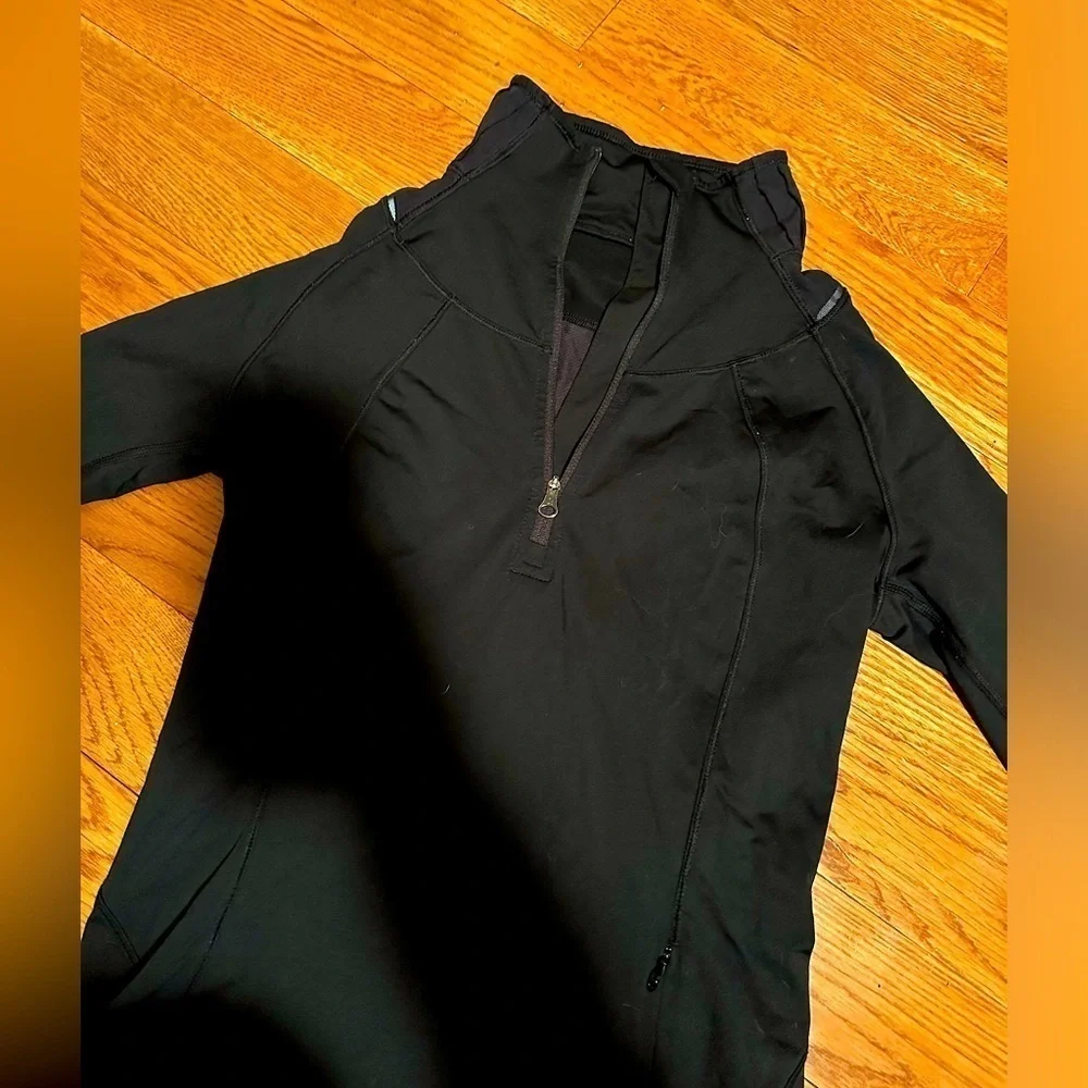 Lululemon pullover - Picture 2 of 7